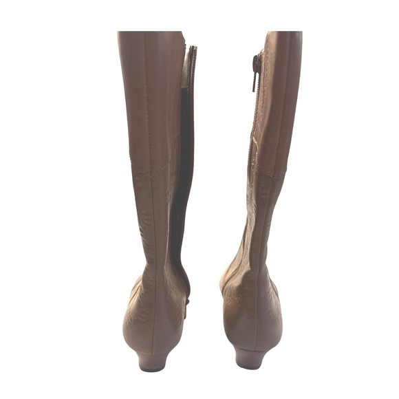 Etienne Aigner, Davin, Brown Leather Embossed Logo Calf Boots, Sz. 6M, Knee High - Picture 5 of 9